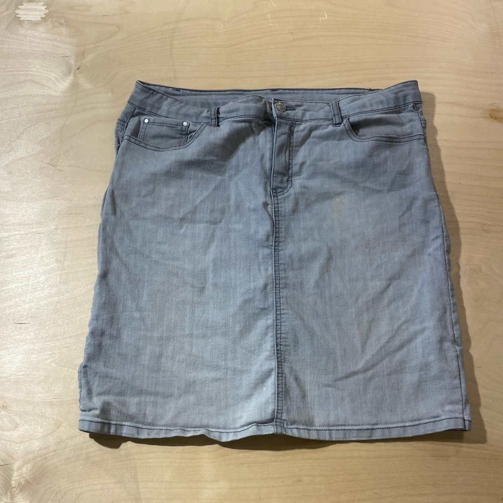 Vintage Jaclyn Smith Jean Skirt Size 14 (KD) - Picture 4 of 14